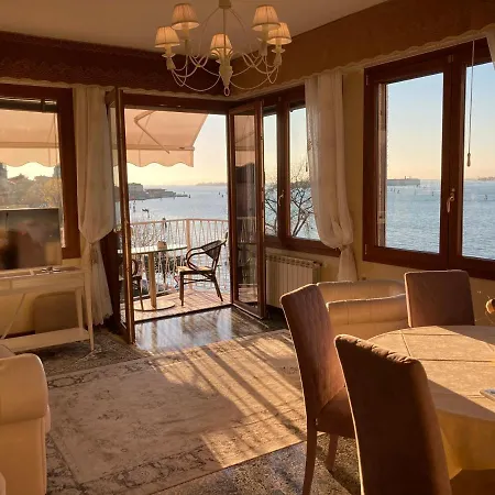 Oasis Golden Lagoon Chalet Venezia Lido