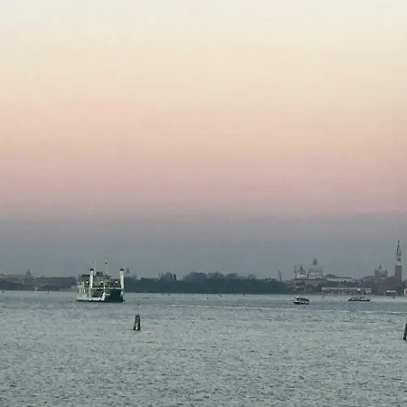 Oasis Golden Lagoon *