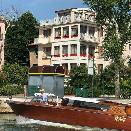 Oasis Golden Lagoon * Λίντο της Βενετίας