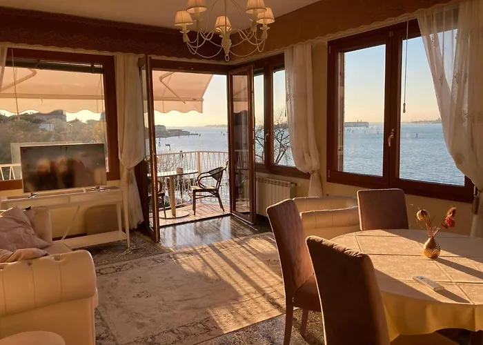 Oasis Golden Lagoon Chalet Lido de Venecia