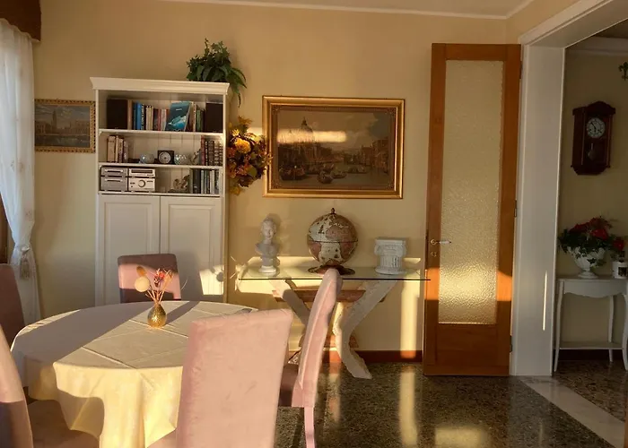 Oasis Golden Lagoon Chalet