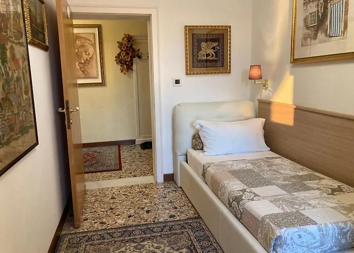 Oasis Golden Lagoon Chalet *