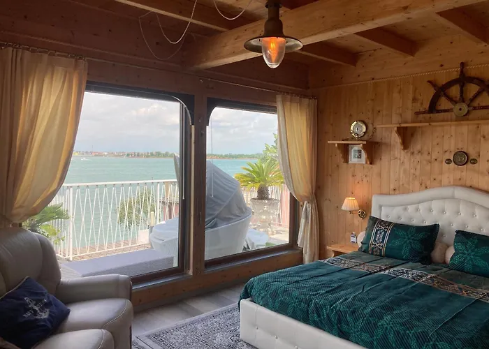 Oasis Golden Lagoon * Lido de Venecia