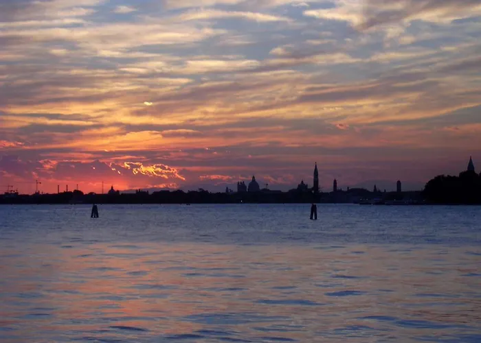 Oasis Golden Lagoon Chalet *