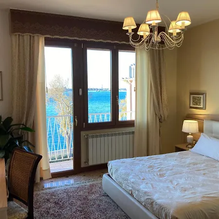 Шале Oasis Golden Lagoon Венеция-Лидо