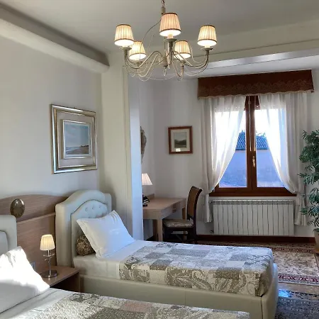 Шале Oasis Golden Lagoon Венеция-Лидо