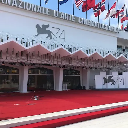 Oasis Golden Lagoon Шале *