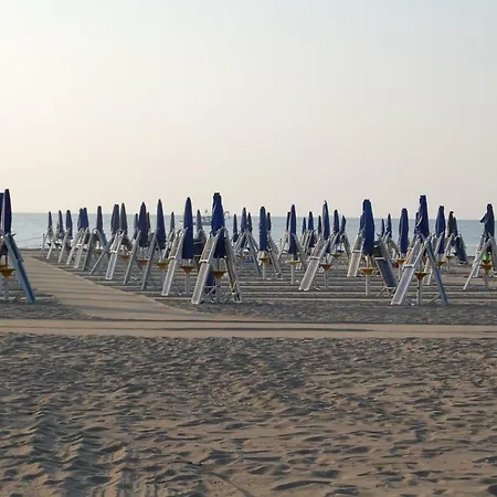 Шале Oasis Golden Lagoon *